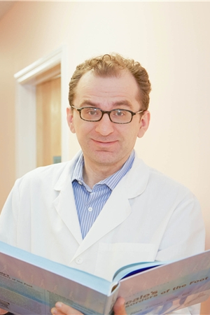 Dr. Vladimir Gertsik